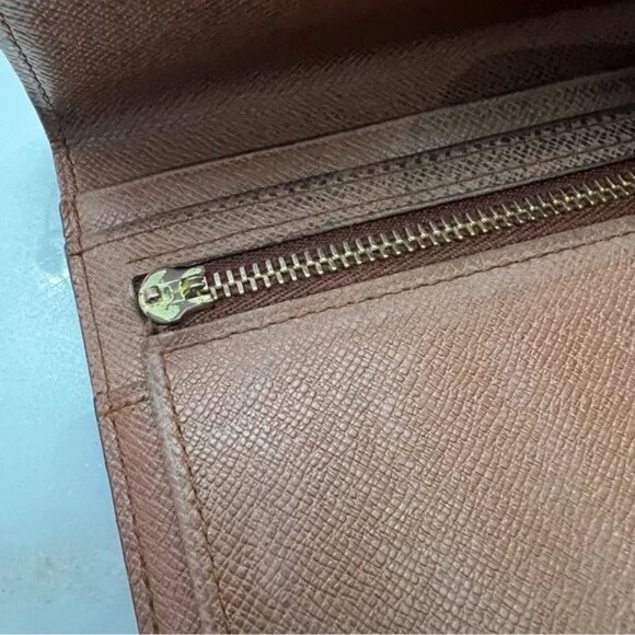 Vintage Louis Vuitton Pochette Passport Trifold Wallet Organizer Case LARGE - Picture 10 of 16